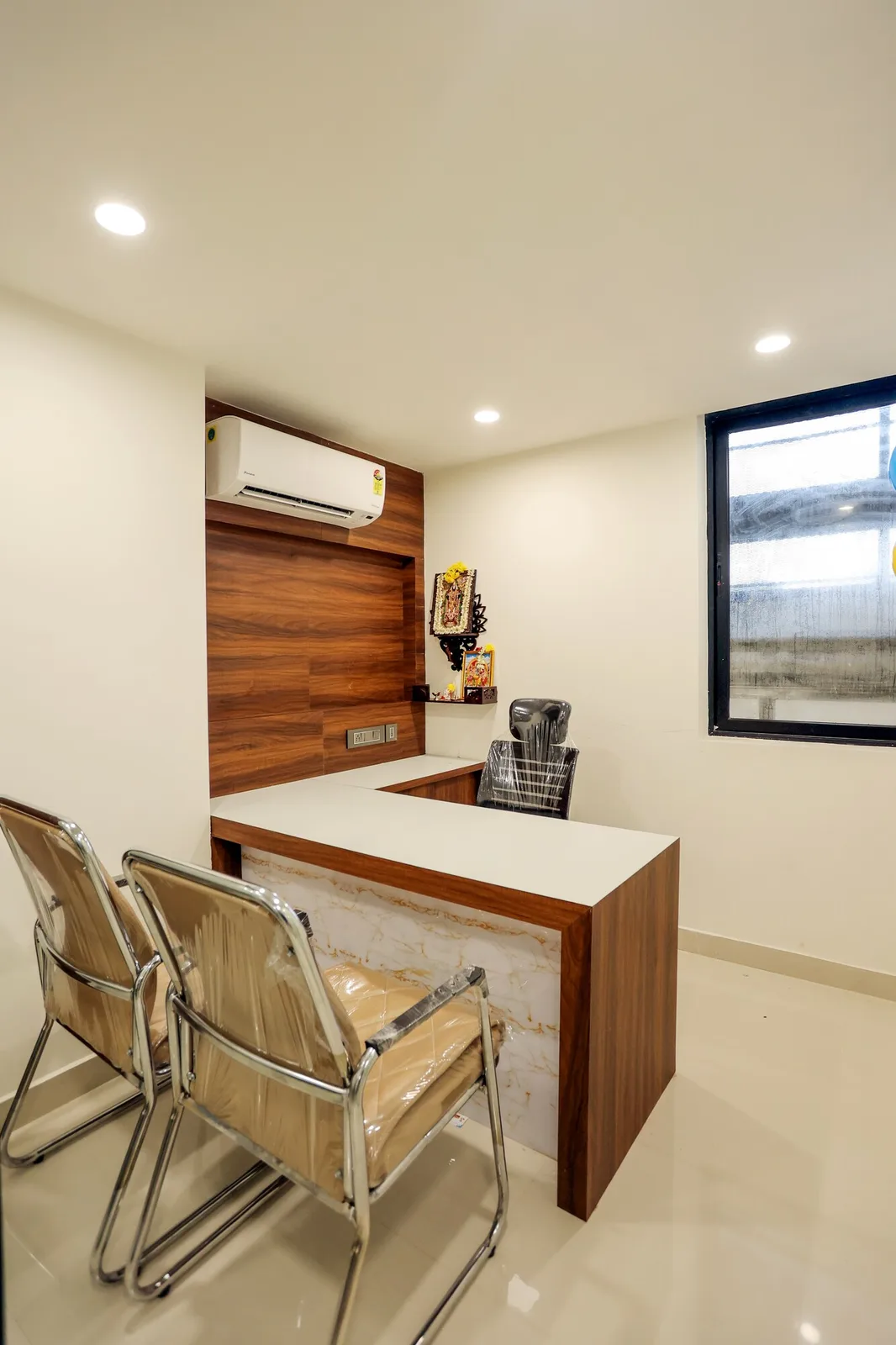 Office reception interior from the SK Spaces public portfolio
